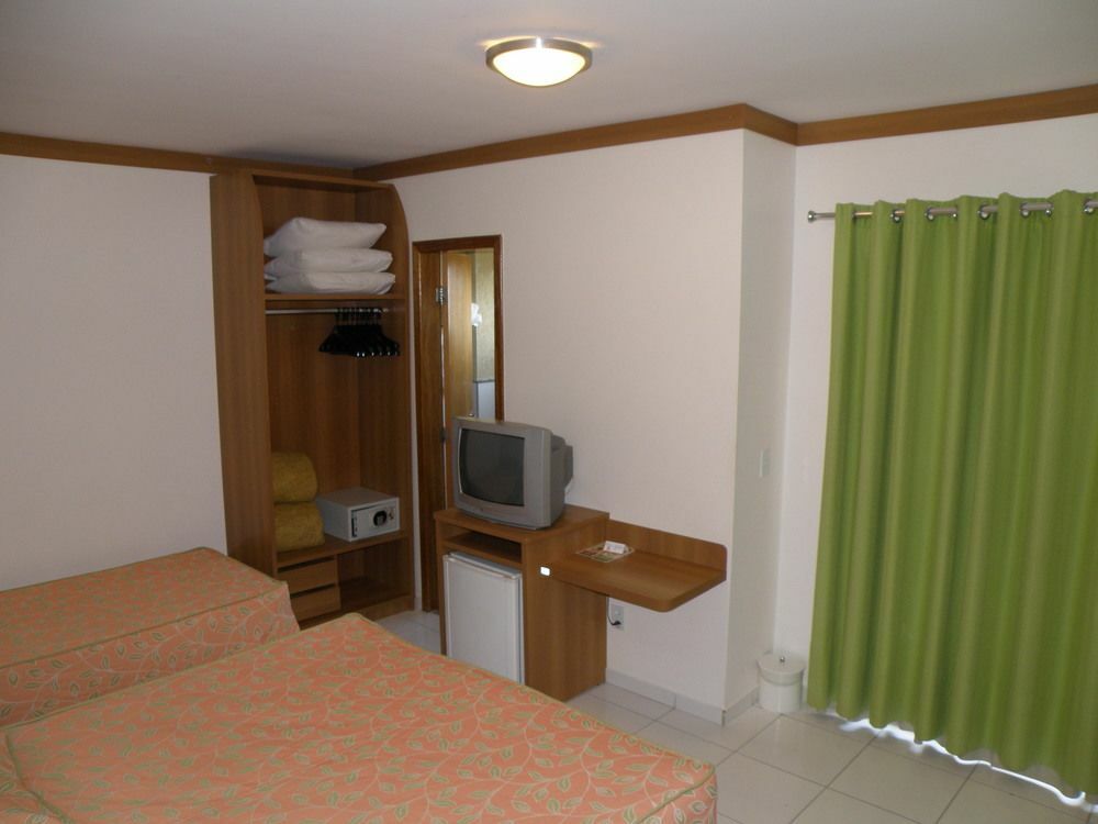 Golden Dolphin Grand Hotel Suite Particular Caldas Novas Esterno foto